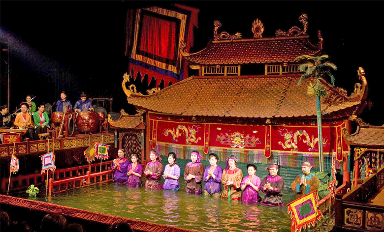 thang long water puppet theatre tours